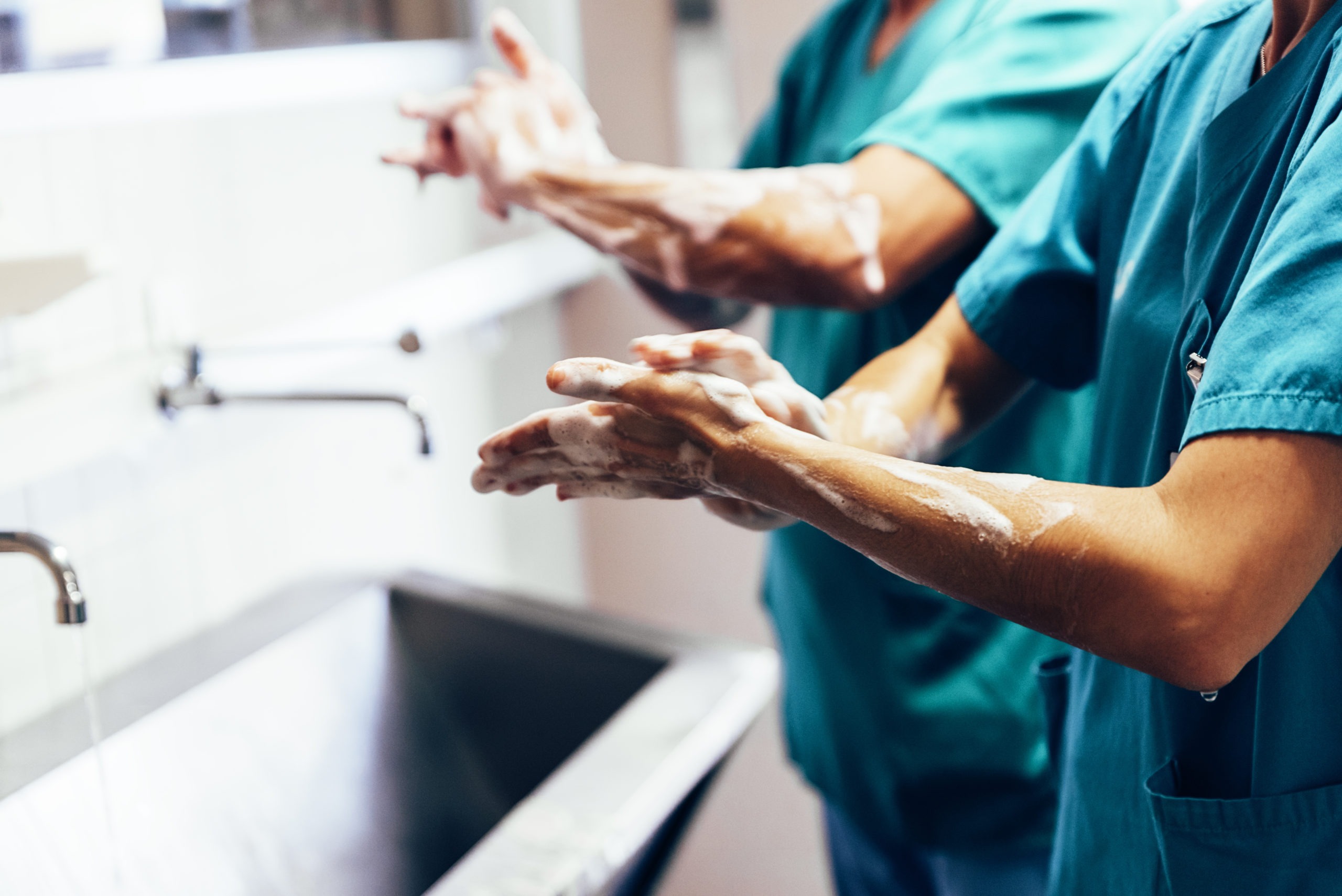 lack-of-hand-washing-in-nursing-homes-puts-patients-at-risk